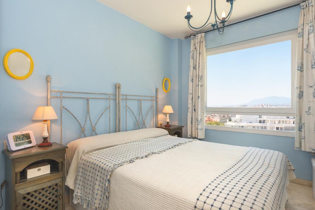 Appartamento Ático La Marina Marbella Esterno foto